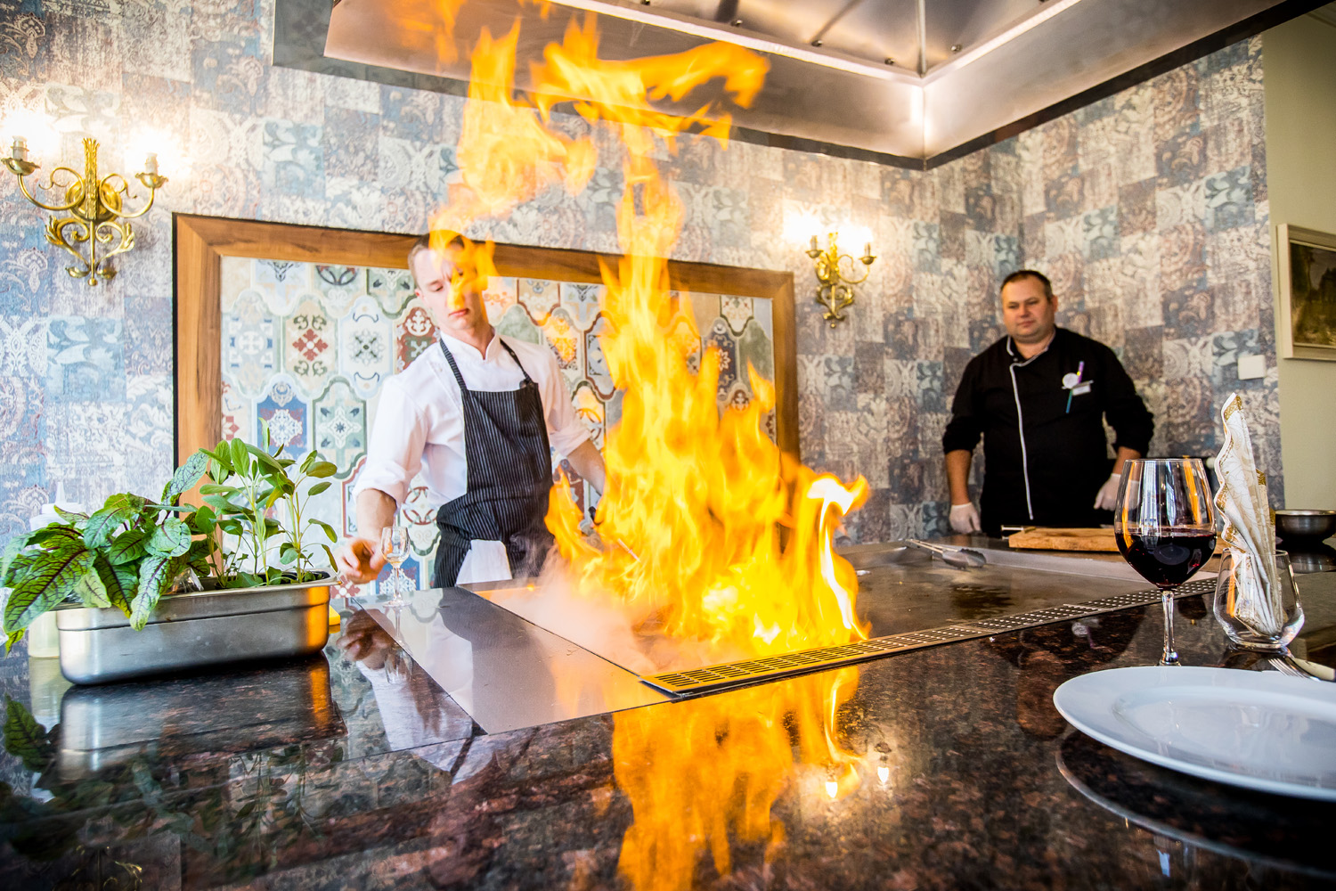 Lobby Bar & Live Cooking