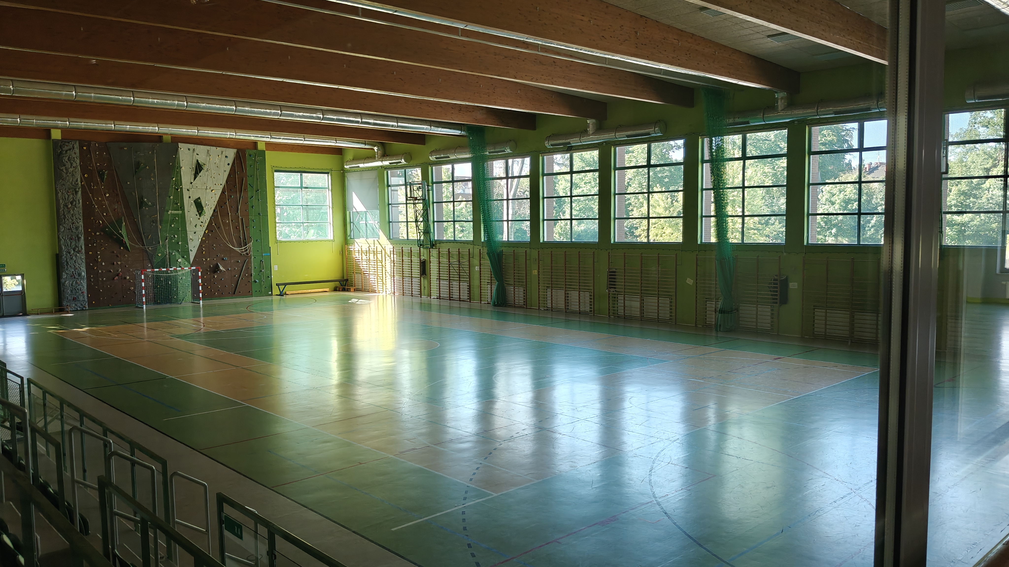 Hala sportowa przy CKZiU