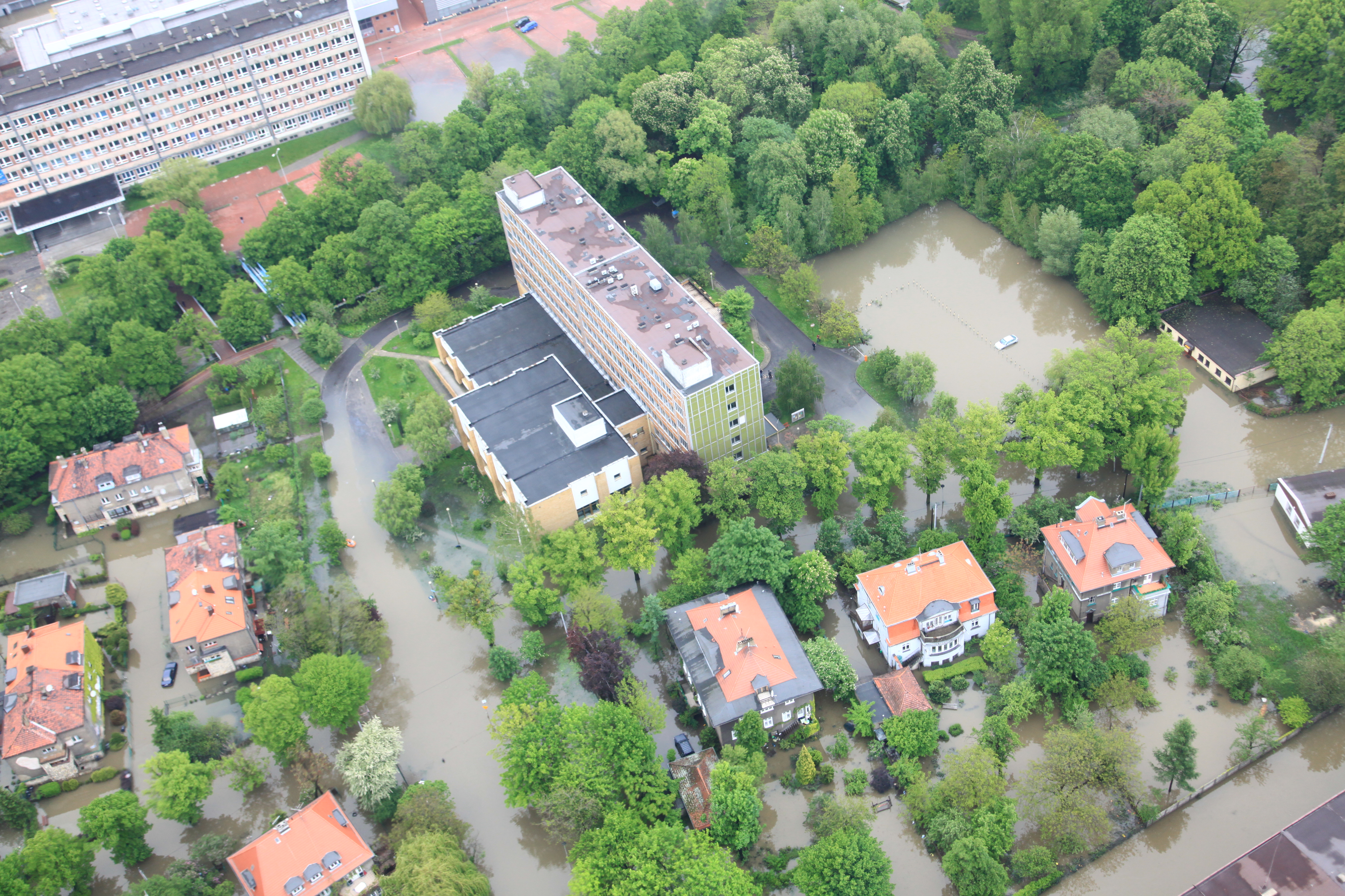 Poprawa stanu bezpieczeństwa przeciwpowodziowego dla Miasta Gliwice poprzez modernizację i rozbudowę systemu gospodarowania wodami opadowymi 