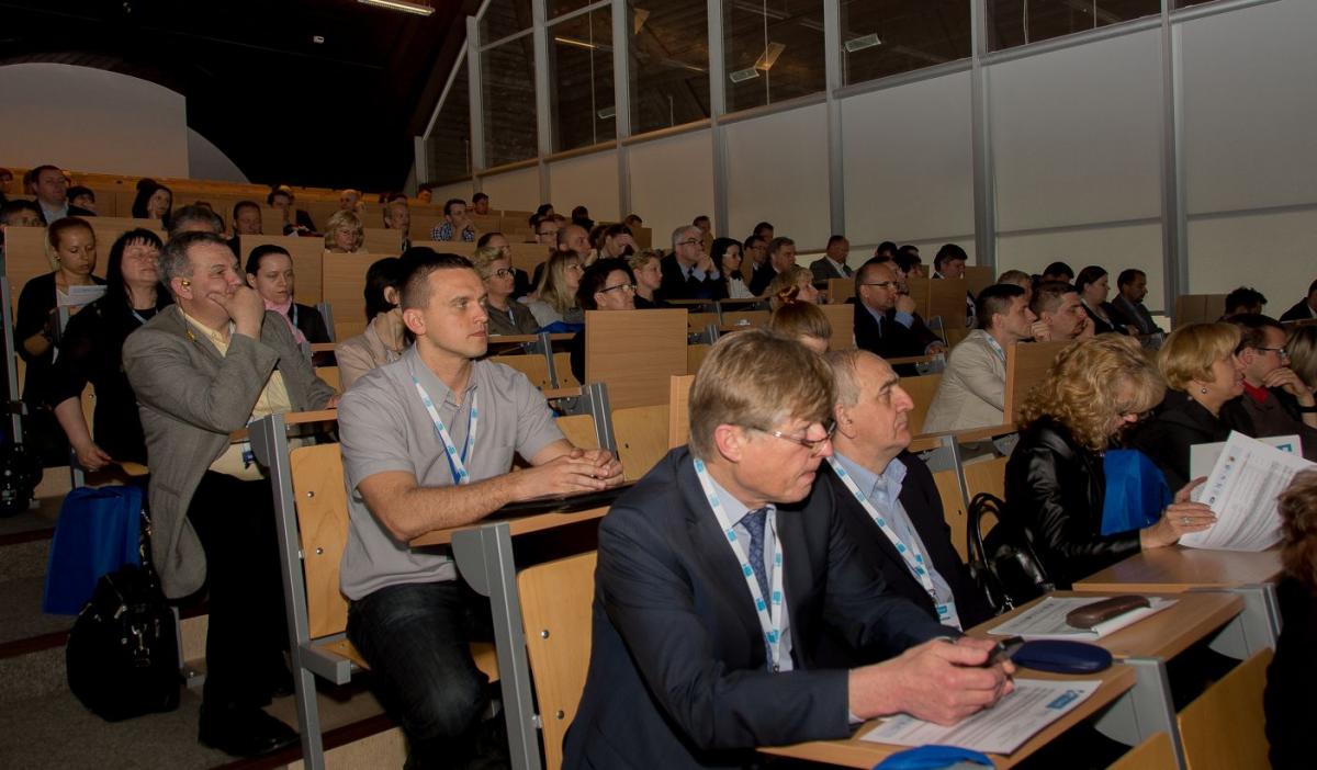 konferencja zgronadziła szerokie grono przedstawicieli branży medycznej