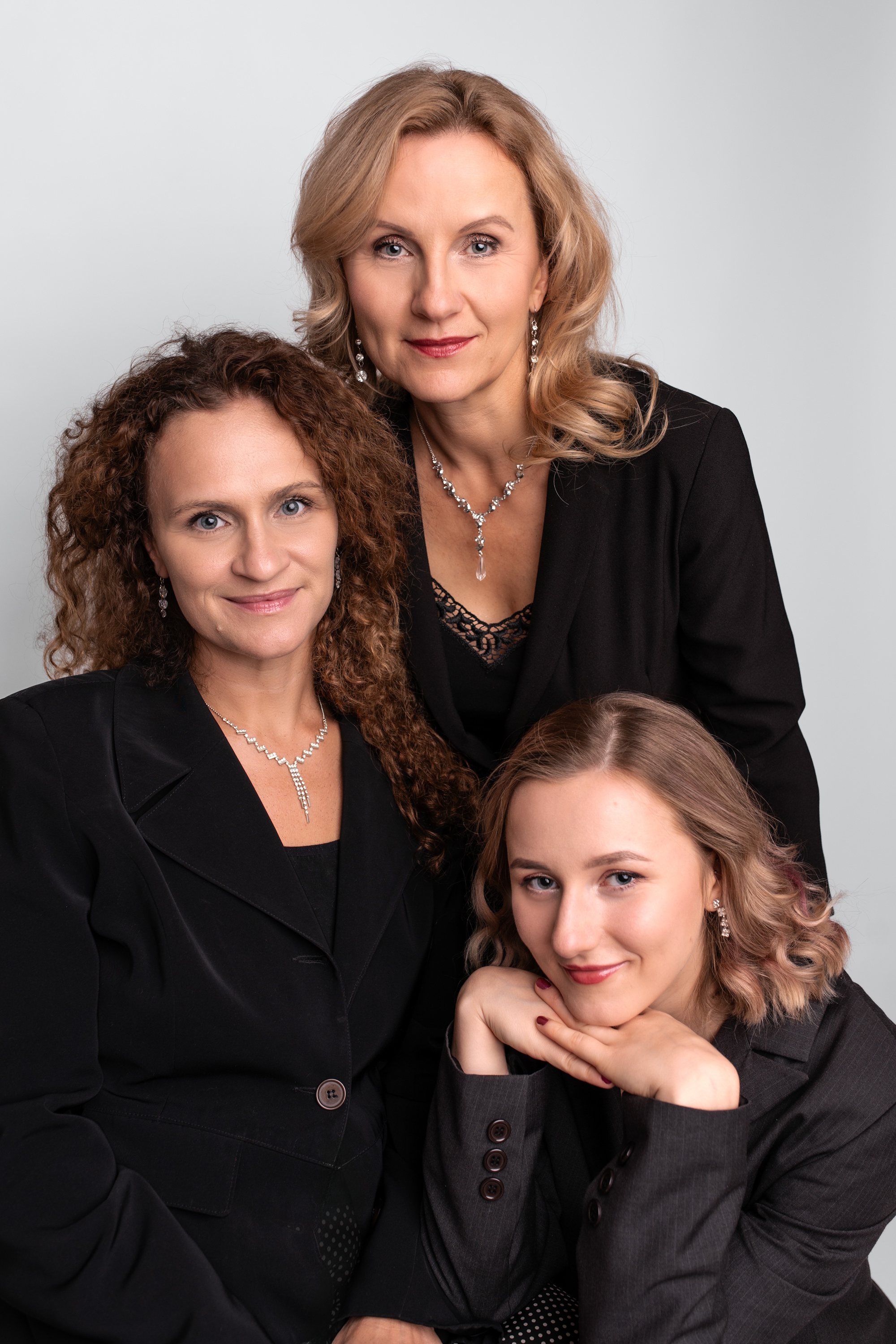 trzy kobiety: Joanna Wojnowska, Alicja Wojnowska i Anna Sułkowska