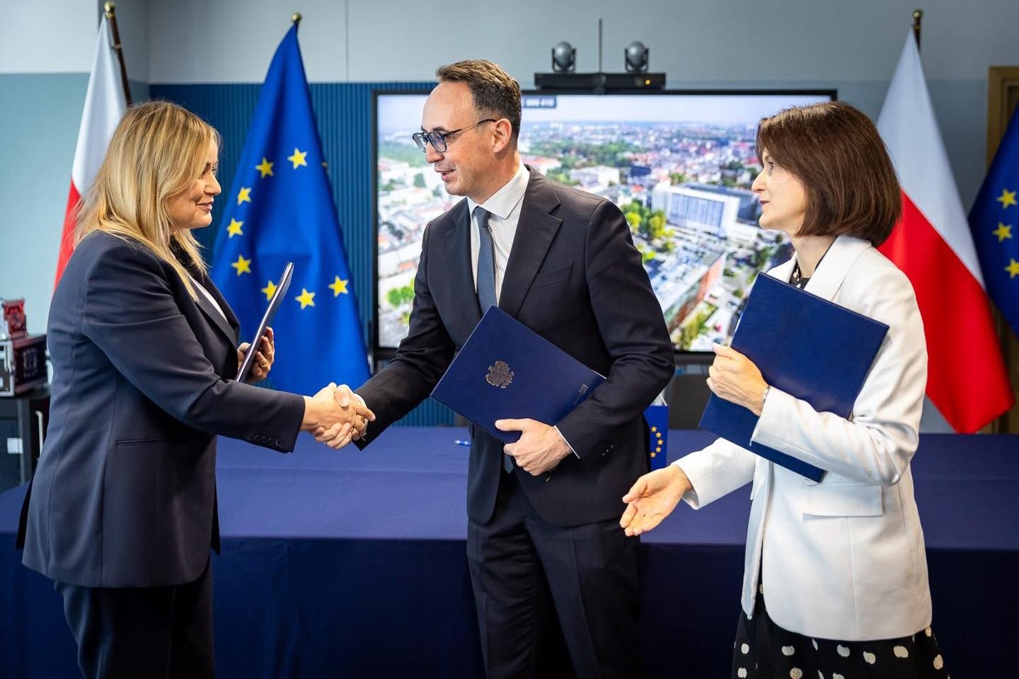 Fot. materiały Ministerstwa Infrastruktury prezydent Gliwic i minister