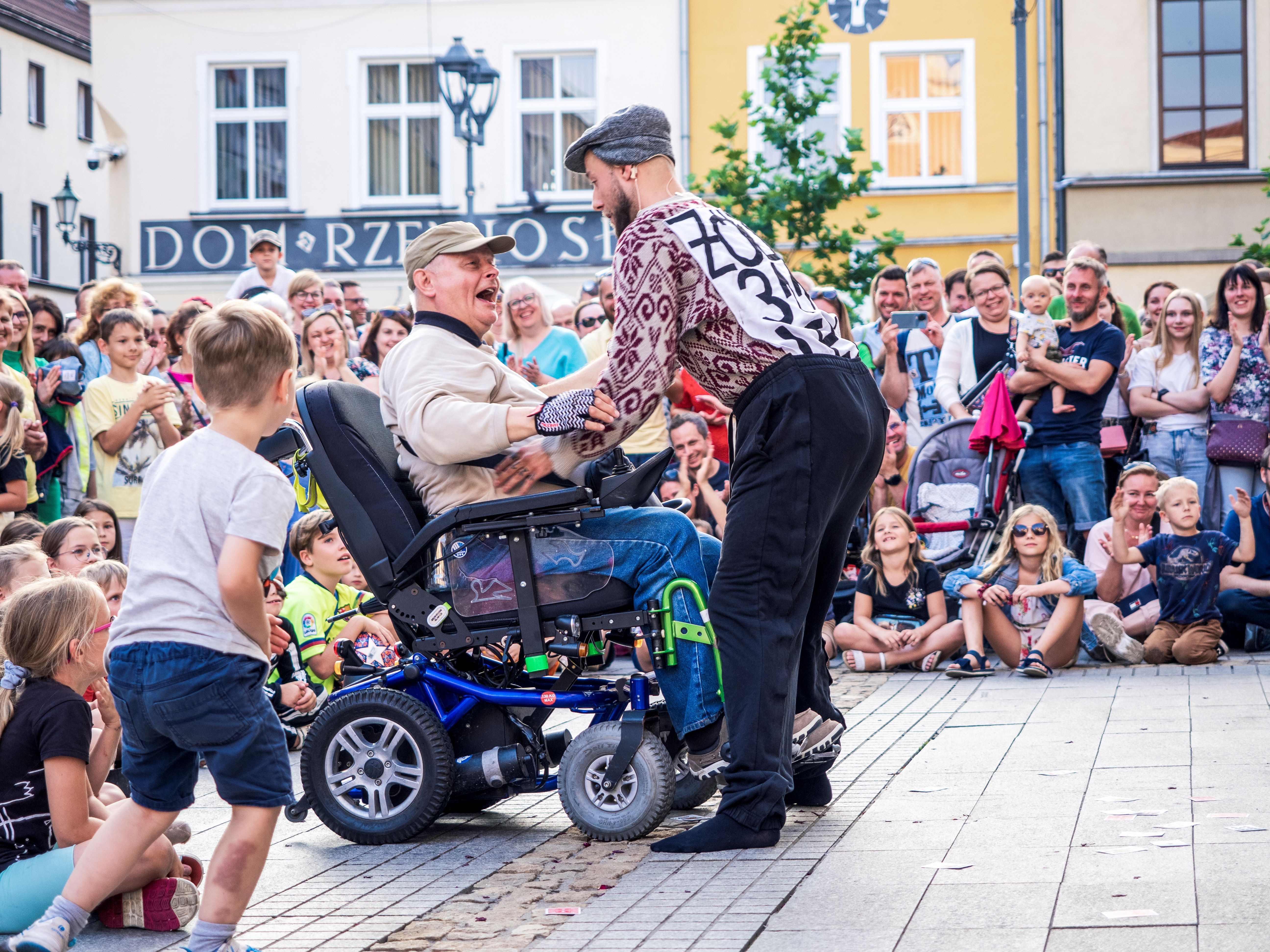 Pan Li i publiczność