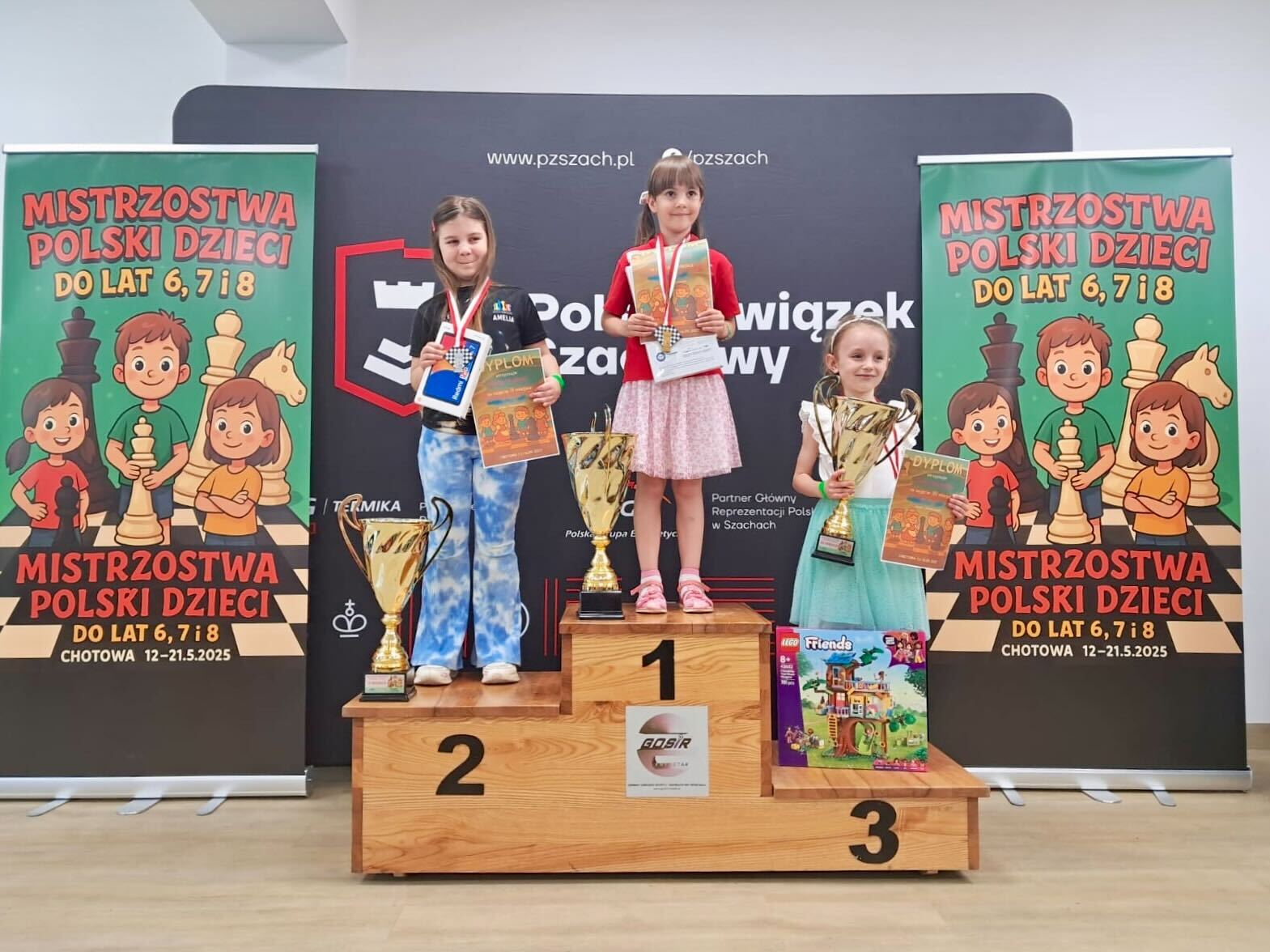 Maryna stojąca na podium