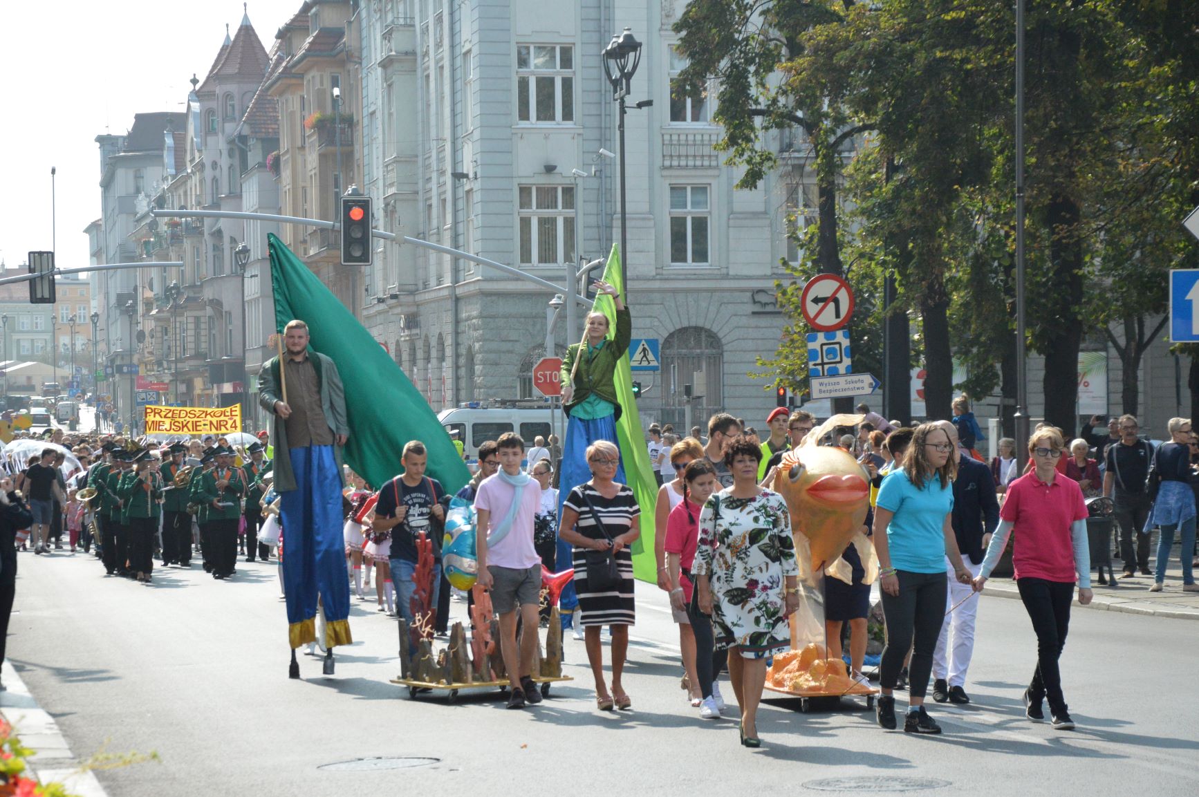 parada na ul. Zwycięstwa