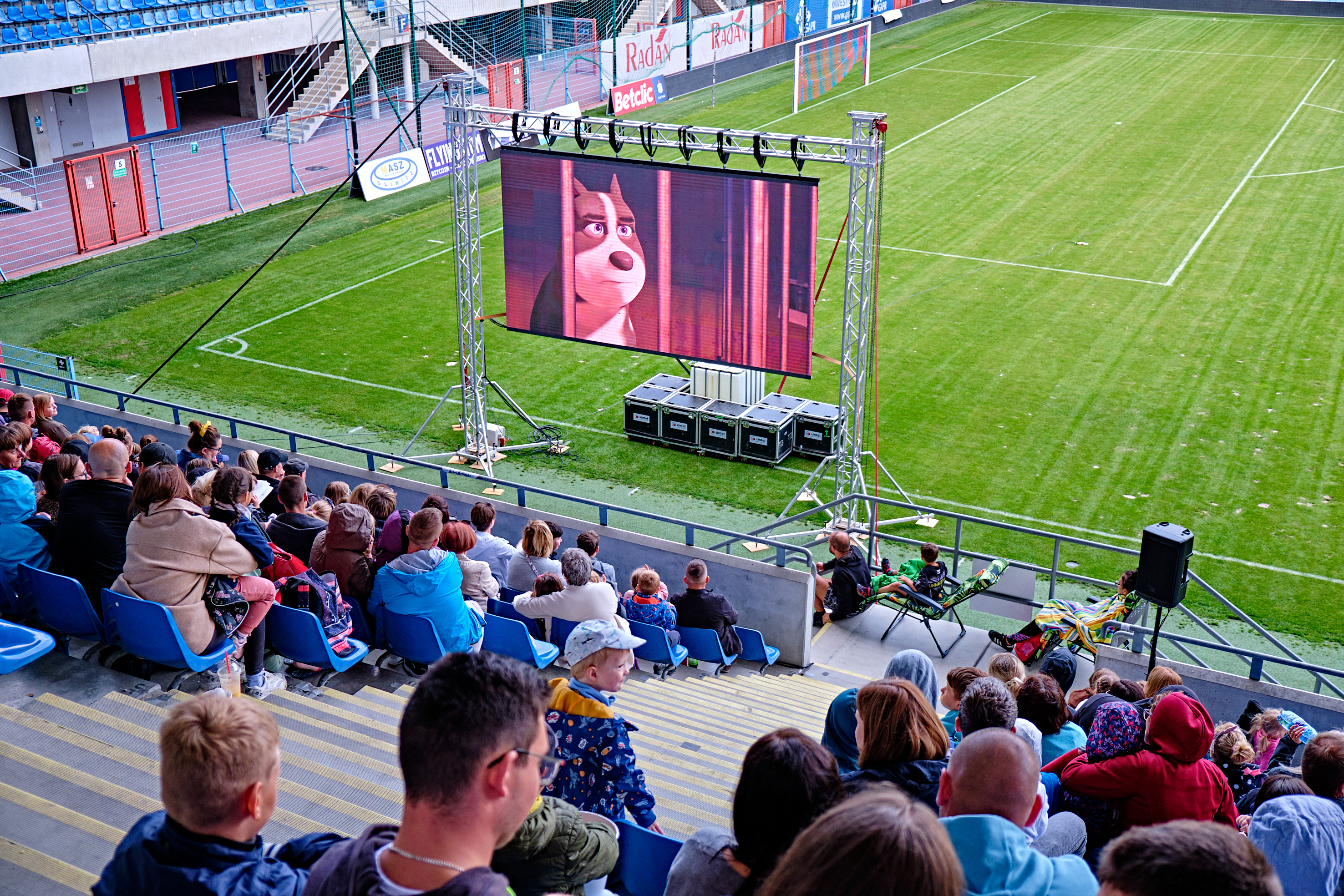 kino na stadionie Piasta