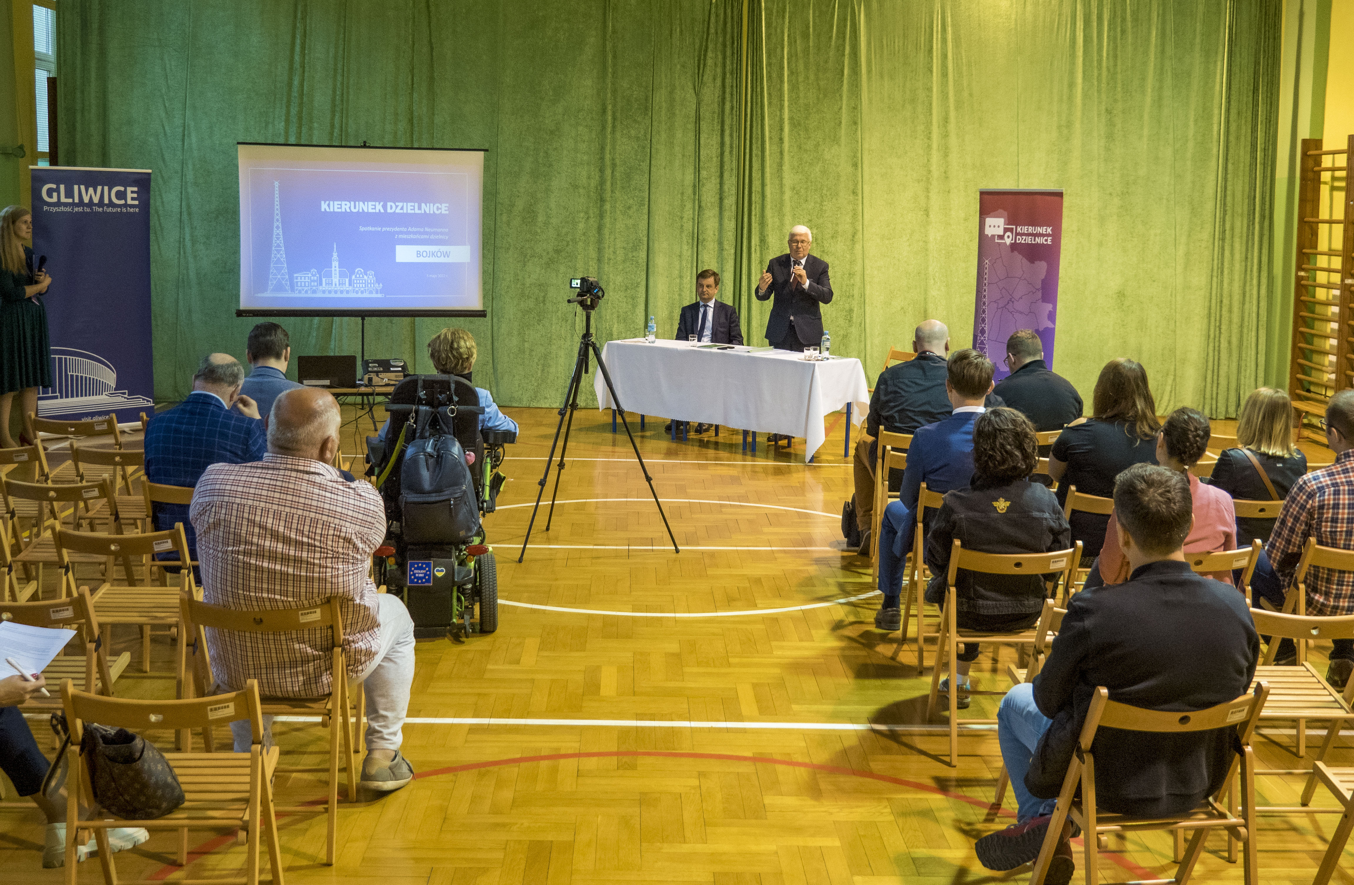 prezydent Gliwic i mieszkańcy Bojkowa na spotkaniu