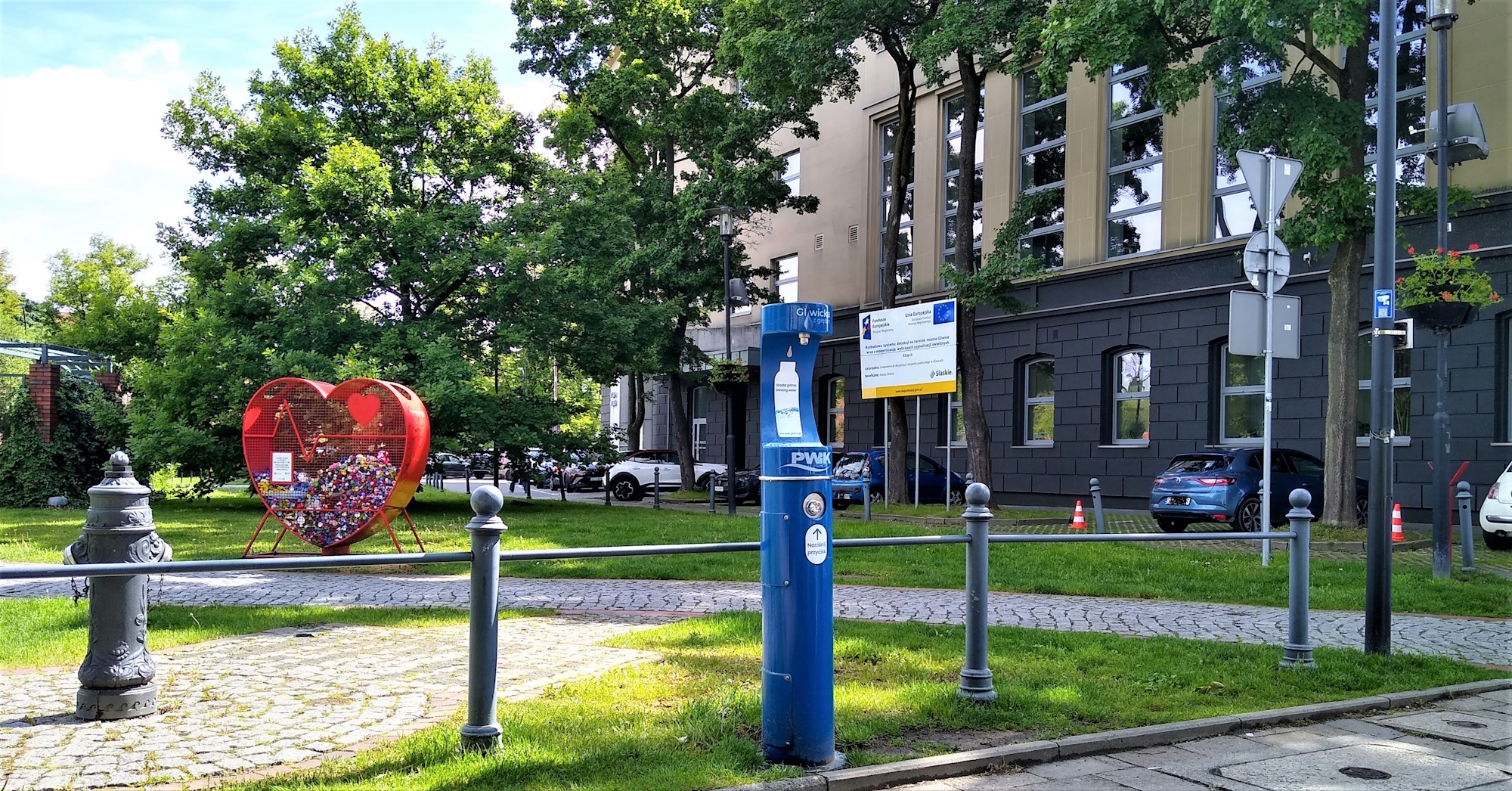 Spragnieni? Miejskie zdroje znów dostępne