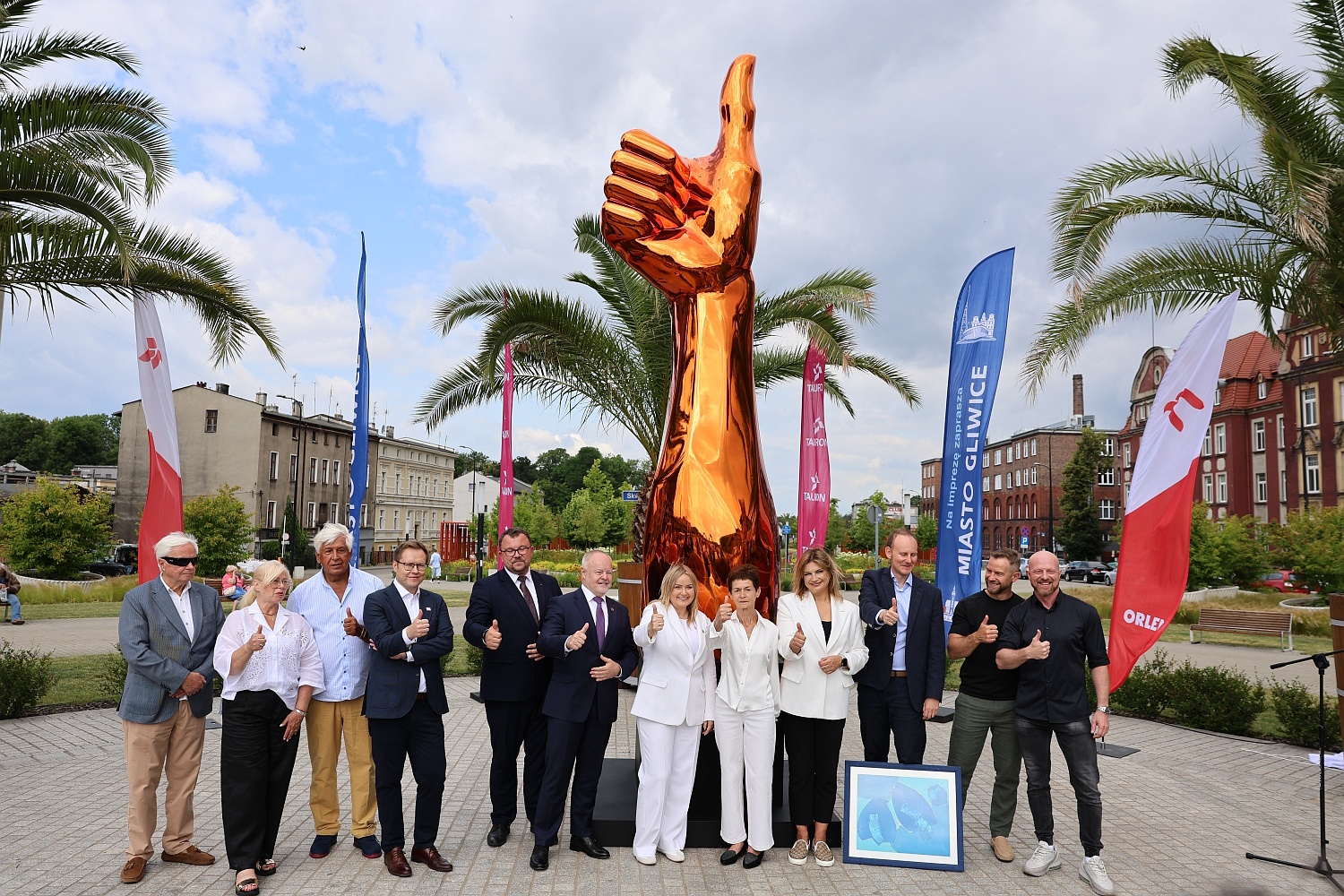 Kciuk w górę dla sztuki na światowym poziomie. Festiwal Biennale Gliwice oficjalnie otwarty!