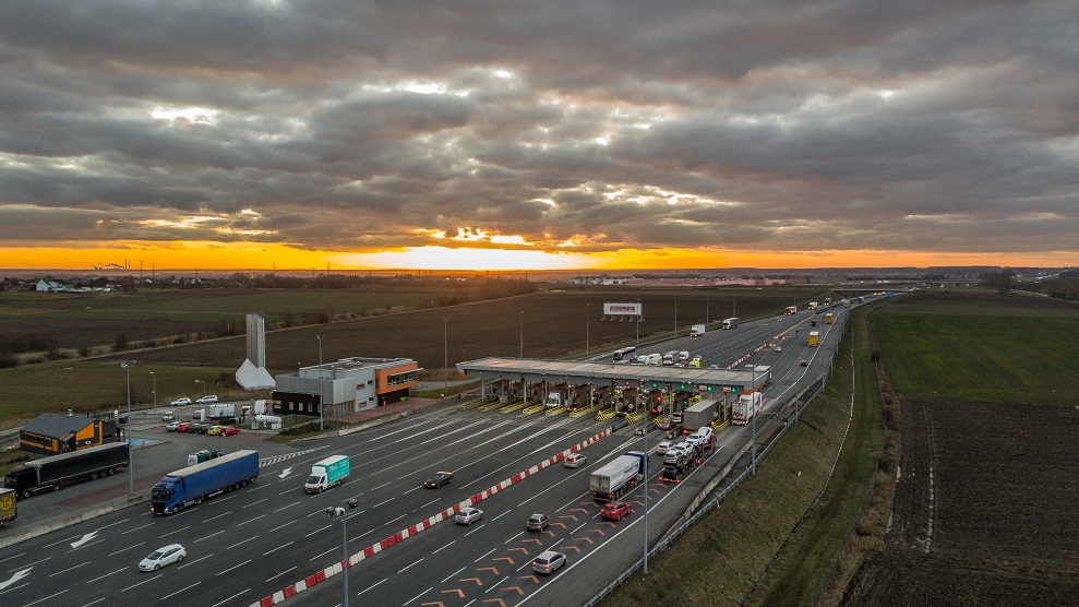 Uwaga kierowcy – zmiana systemu opłat na autostradach!