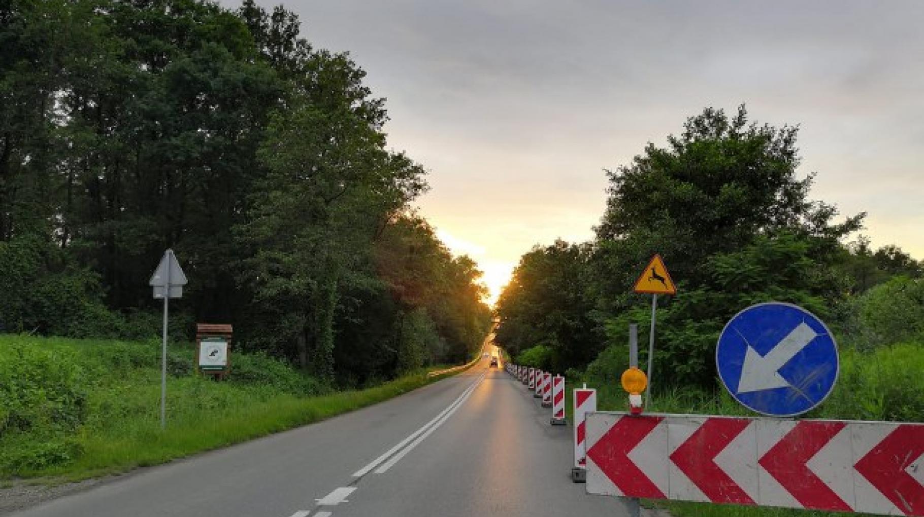 Wznowiono prace przy budowie ciągu pieszo-rowerowego