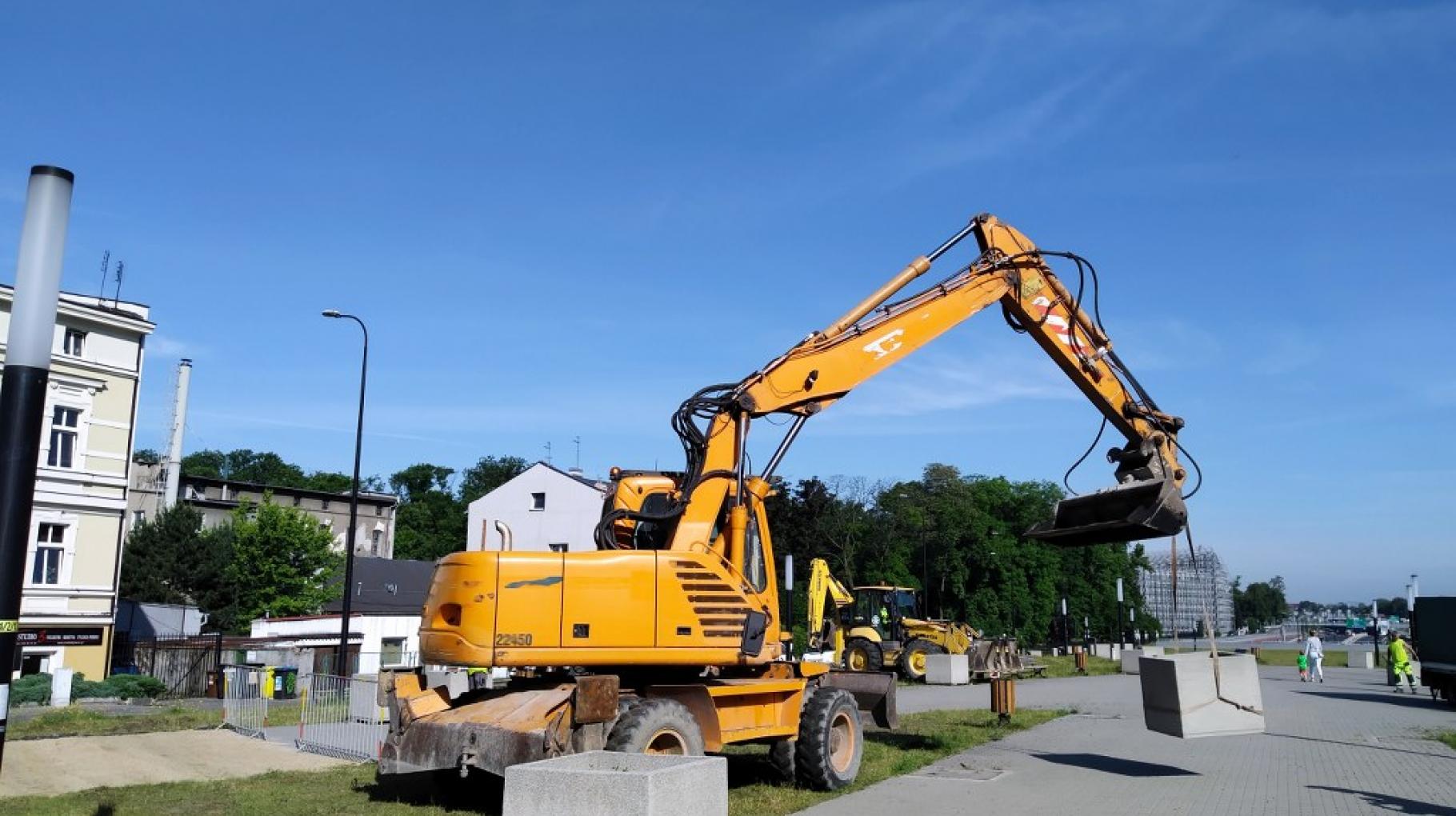 Ruszyły prace na skwerze nad DTŚ