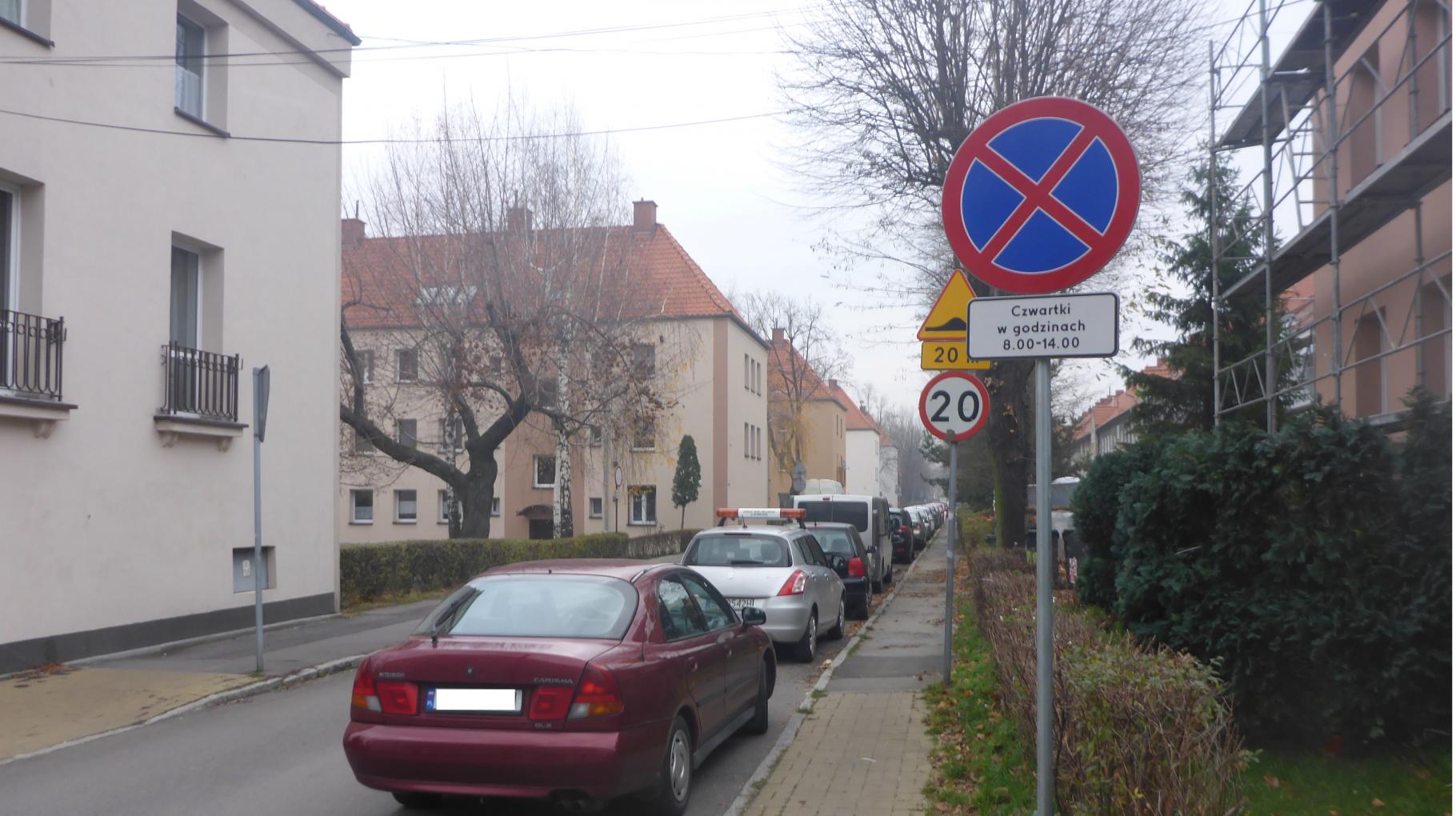 Czasowy zakaz zatrzymywania na ul. Tuwima